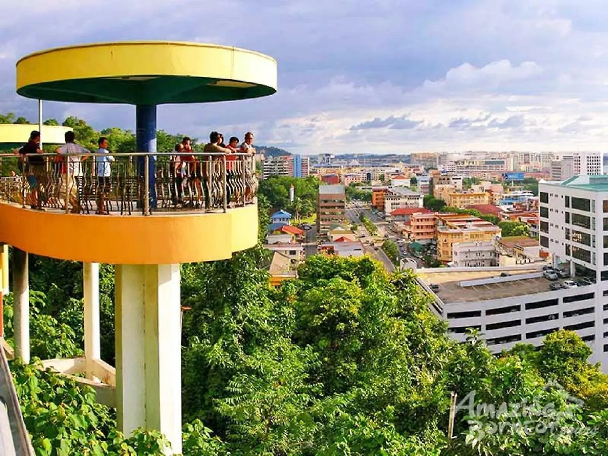 קוטה קינבלו Spot On 89900 Jesselton Capsule Inn 2*, קוטה קינבלו